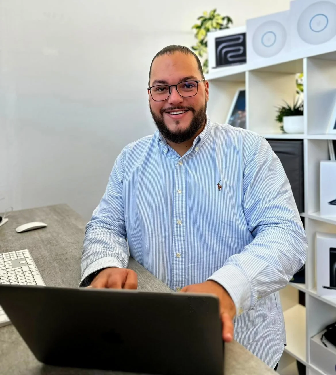Patricio Peixoto Lobo – Fachinformatiker für Systemintegration (IHK) und Inhaber von Tech Wolf Services in Hamburg